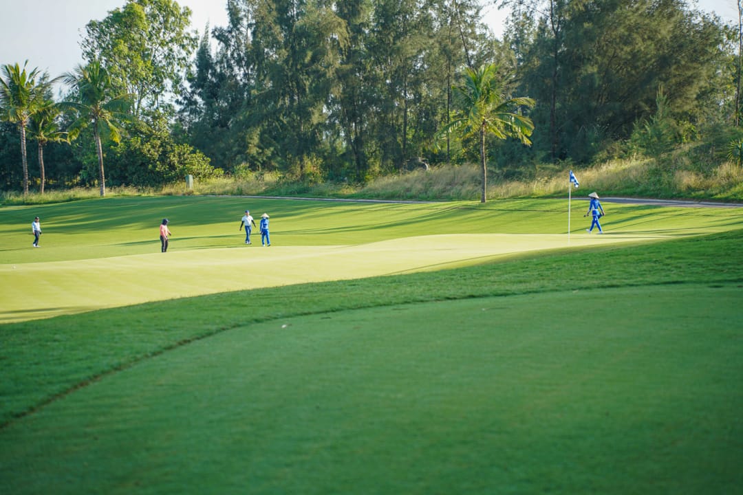 Sân Golf Đà Nẵng: Điểm Đến Hoàn Hảo Cho Golfer Và Những Người Yêu Thiên Nhiên