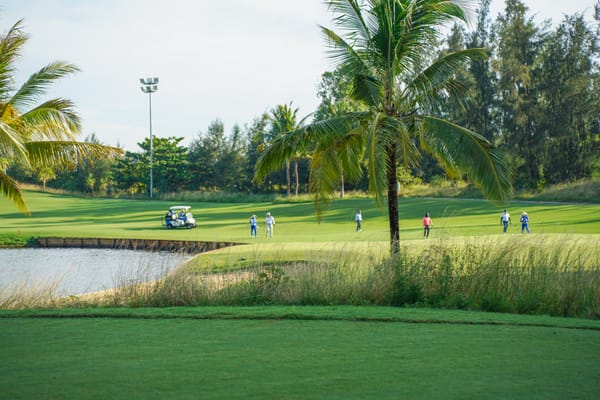 Tận Hưởng Mùa Golf Với Cảnh Quan Tự Nhiên Hấp Dẫn Tại Đà Nẵng