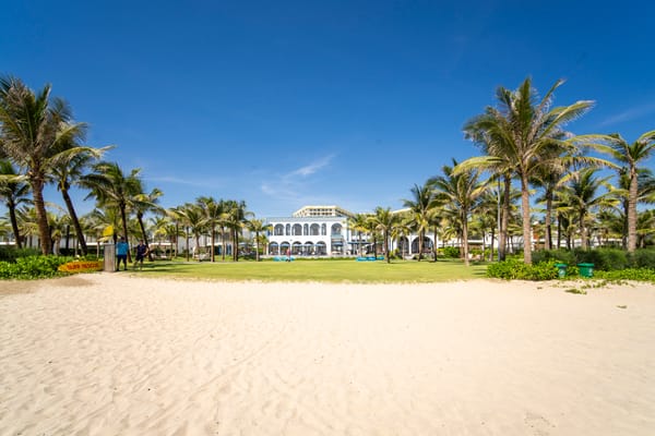 Nghỉ Dưỡng Thượng Lưu Bên Resort Biển Đà Nẵng