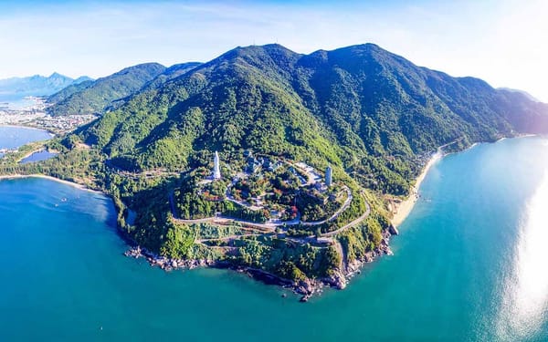 Khám Phá Bán Đảo Sơn Trà – Viên Ngọc Xanh Giữa Lòng Đà Nẵng