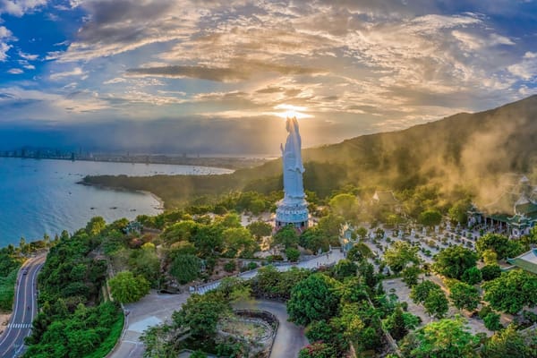 Toàn cảnh chùa Linh Ứng – điểm đến linh thiêng nổi bật tại bán đảo Sơn Trà, Đà Nẵng