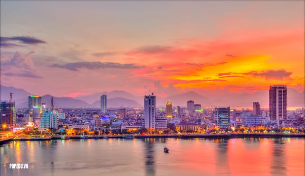 Thành Phố Đà Nẵng Lung Linh Trong Ánh Hoàng Hôn Rực Rỡ